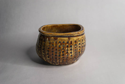 Serenity Square Belly Pot